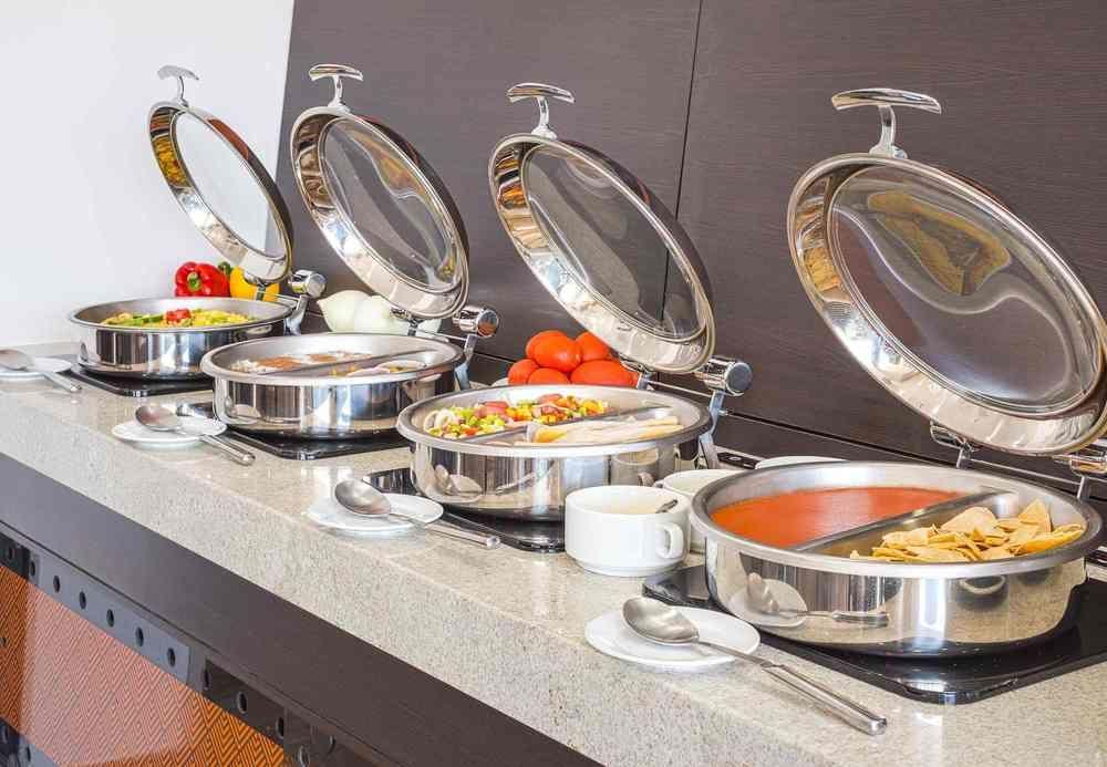 Courtyard By Marriott Saltillo Bagian luar foto