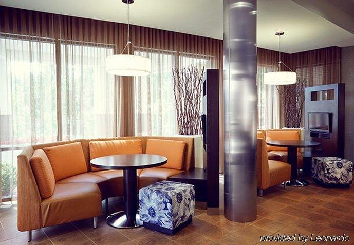Courtyard By Marriott Saltillo Bagian luar foto