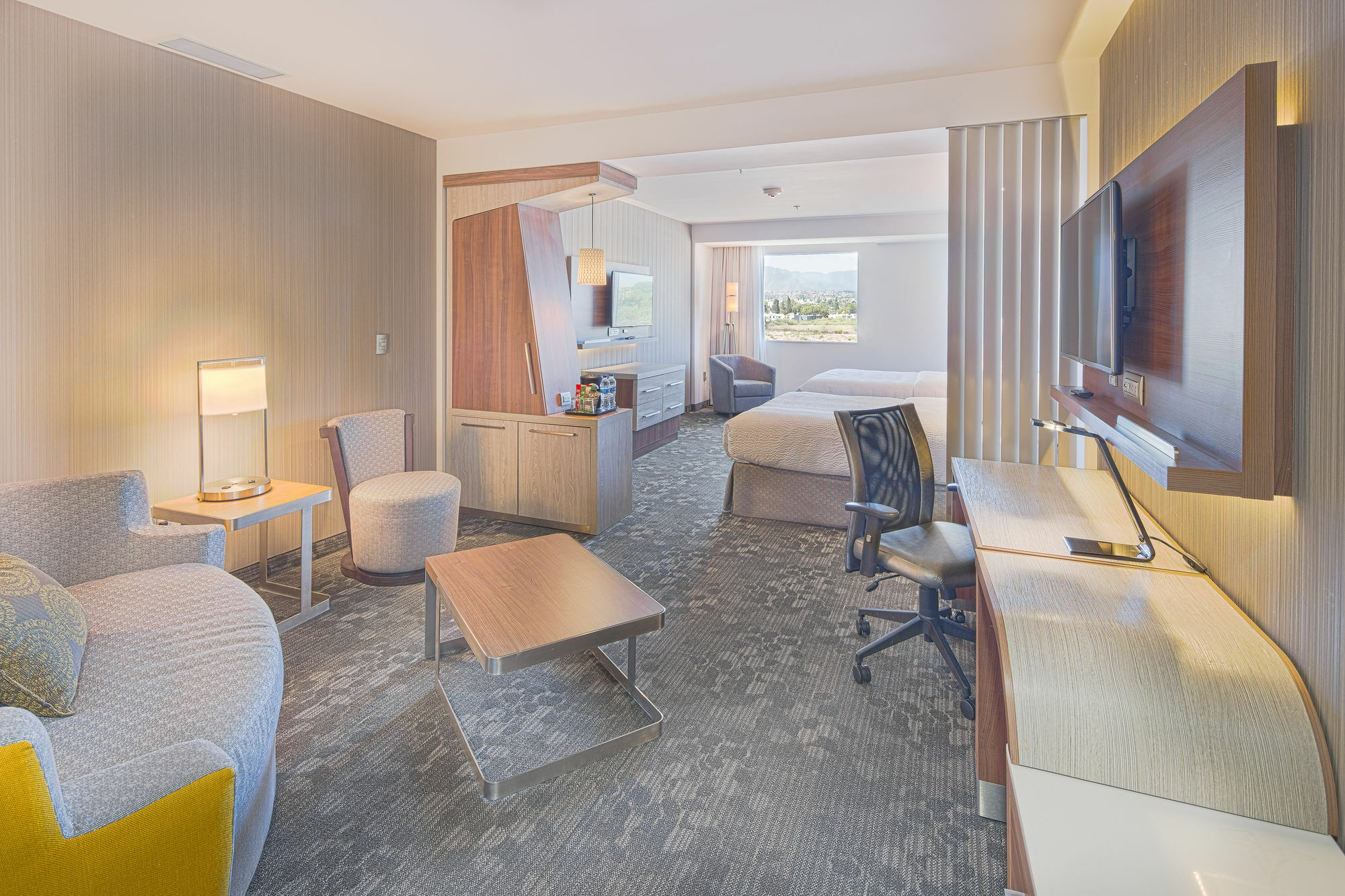 Courtyard By Marriott Saltillo Bagian luar foto